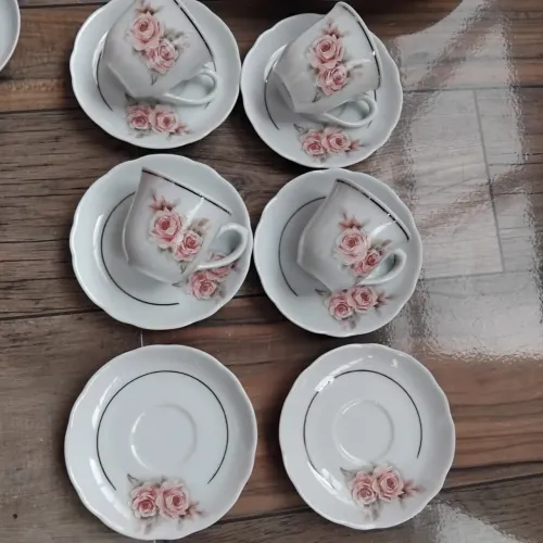 Xícaras de café porcelana Real