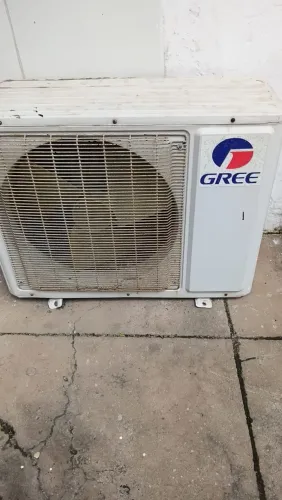 AR CONDICIONADO 12000 BTUS USADO