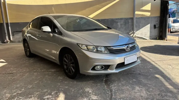 Honda Civic Sedan LXS 1.8/1.8 Flex 16V Mec. 4P 2012