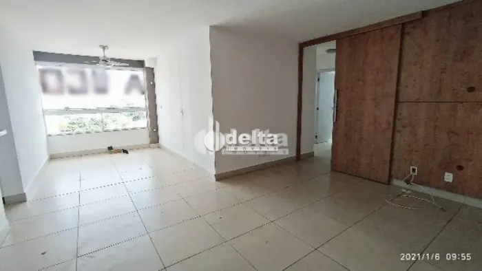 Apartamento com 3 quartos disponível para venda no bairro Tubalina em Uberlândia-MG