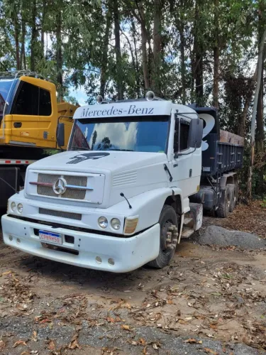 Aluguel locação de caminhão caçamba 