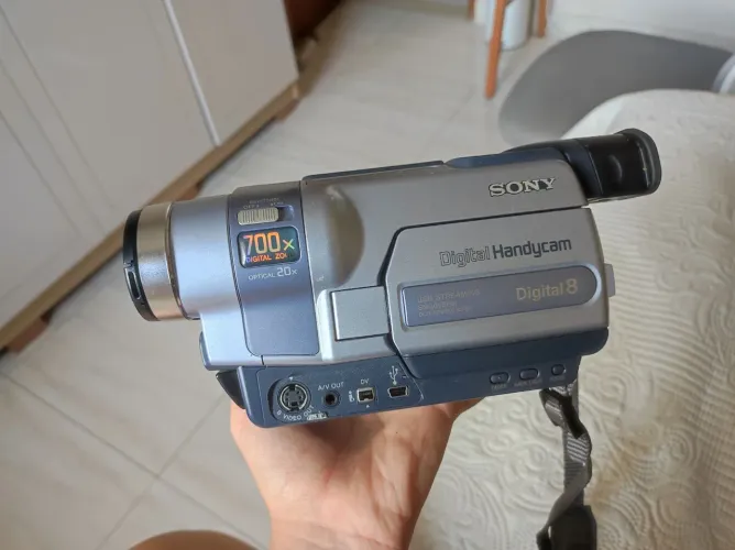 Filmadora Sony DCR-TRV250