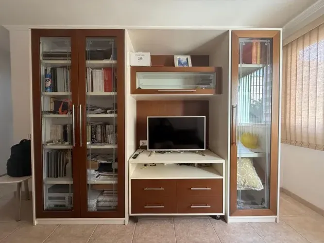 Estante para sala de TV