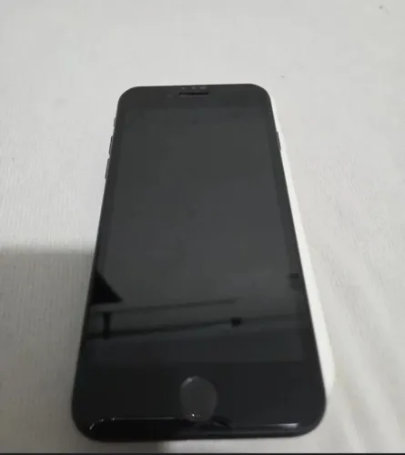 iPhone SE 2022