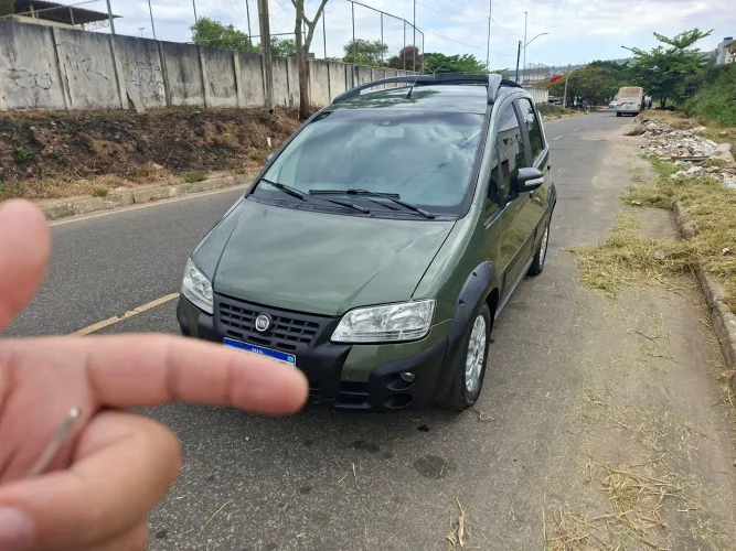 Fiat Idea Adv./ Adv.lock.dualogic 1.8 Flex 5P 2010
