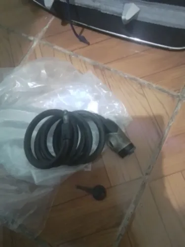 Vendendo essa tranca pra moto apenas 25 reais