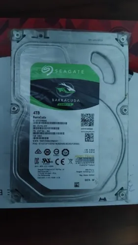 Seagate BarraCuda ST4000DM005 4TB
