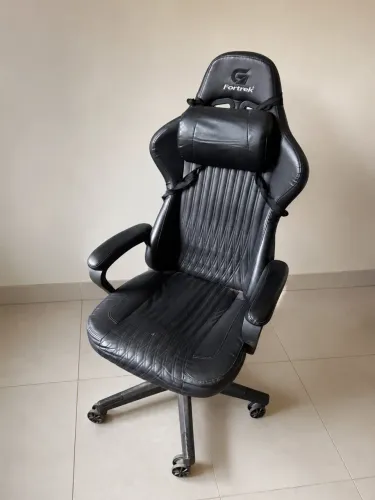 TV 32? + cadeira gamer R$1.000,00