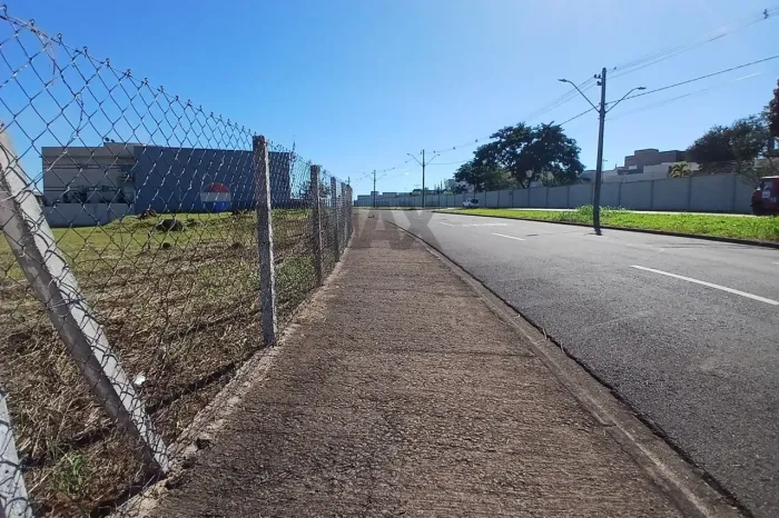 Terreno Comercial na Rua Carioba , Bairro Vila Cordenonsi ,,Americana/SP
