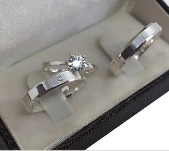 Par de Alianças Chanfrada 4mm