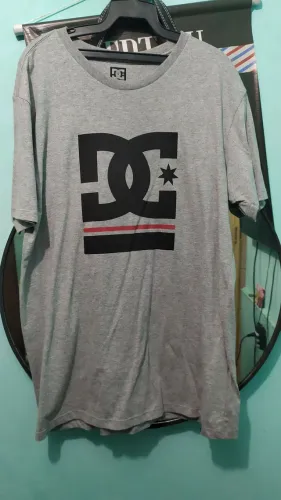 Camiseta dc shoes