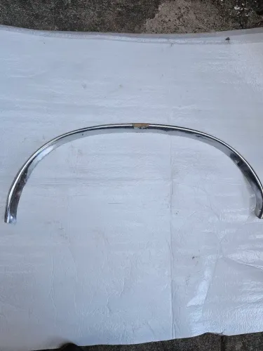 Corcel 1 4p belina 1 friso vão de roda novo original