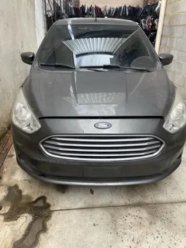 B frente do Ford Ka