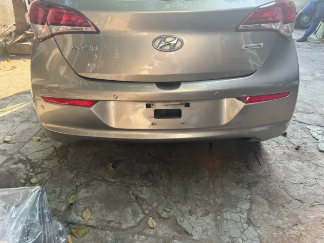 PARA CHOQUE TRASEIRO DE HYUNDAI HB20 HATCH