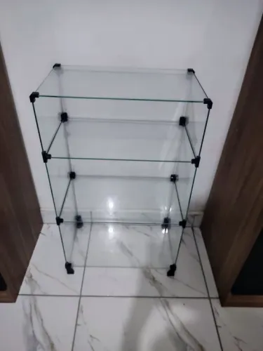 Balcão e expositor de vidro