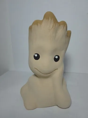Vasinho Groot em gesso