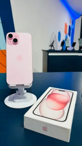 iPhone 15 Semi-Novo 128GB Rosa Saúde de Bateria 100% Impecável Garantia Apple