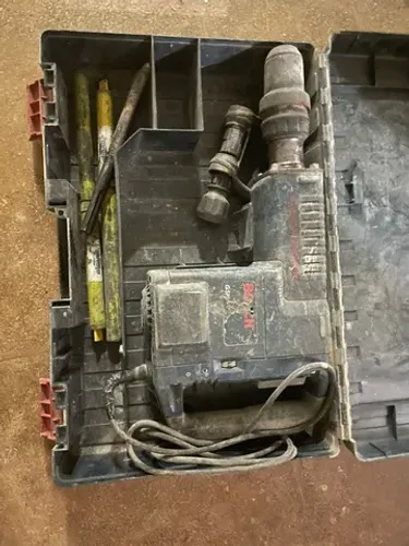 Martelo demolidor 11Kg Bosch