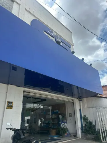 PRÉDIO AVENIDA DOS FRANCESES 450M²