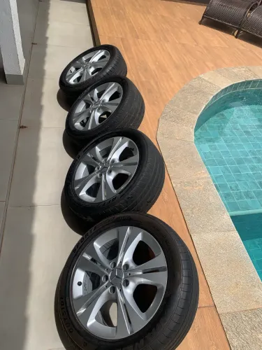 Jogo de Rodas Mercedes C-180 Aro 17 com pneus