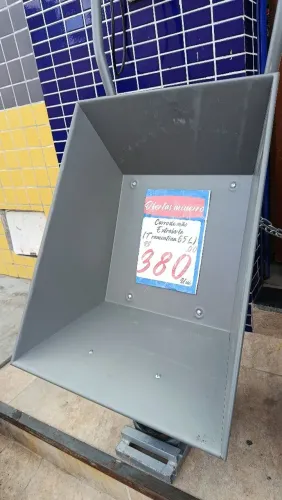 Carrinho de Mão Extraforte Tramontina 65L