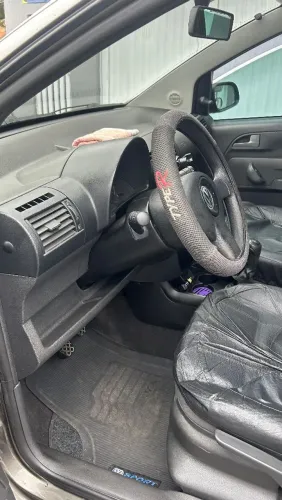 Volkswagen Fox City 1.0 MI/ 1.0mi Total Flex 8V 5P 2010