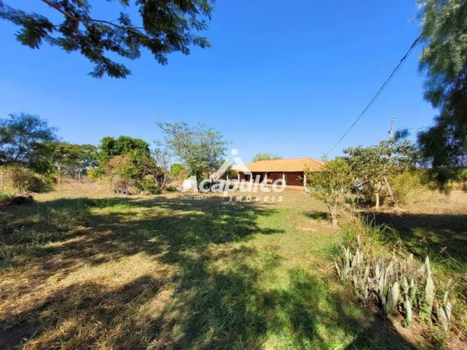 Sítio para venda no bairro Marrafon, com excelente localização!