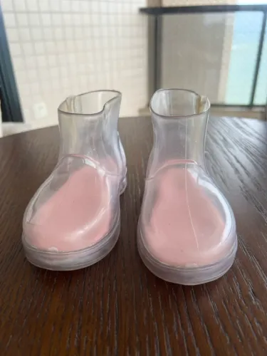 Botas galochinha transparente para menina tamanho 21/22