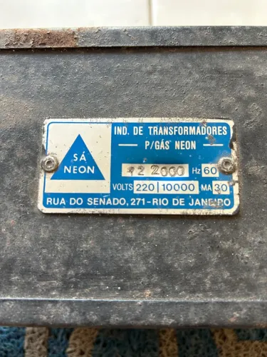 Transformador para Gás Neon