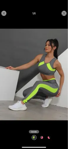 Conjunto de treino feminino cinza com detalhes verde neon