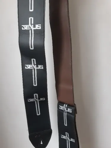 Alça de violão marca Basso