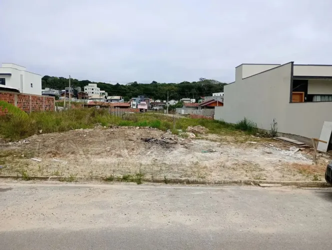 Oportunidade: terreno documentado e aterrado no litoral catarinense