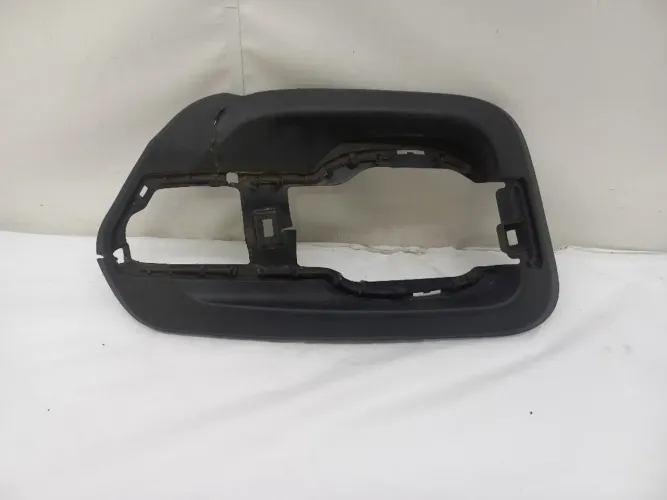 Moldura milha Renault Kwid 20/21 LE C/detalhe