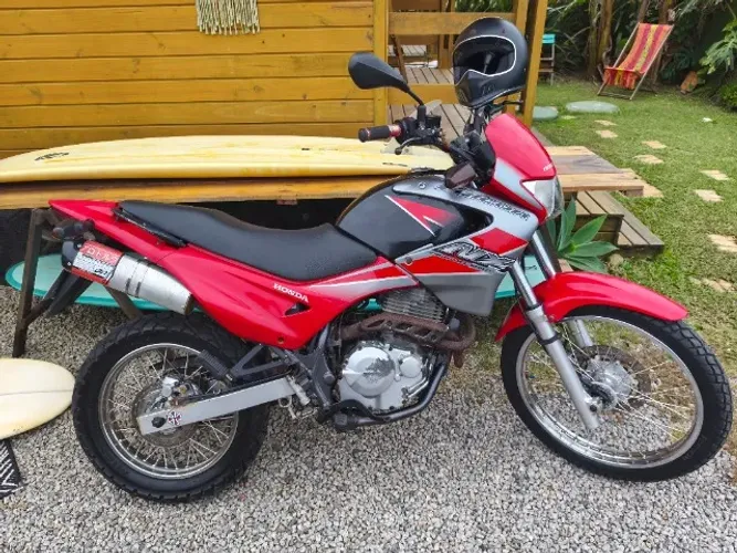 Vendo Honda Falcon NX 400 Vermelha 2005