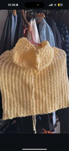 Conjunto de Crochê Amarela feito a mão