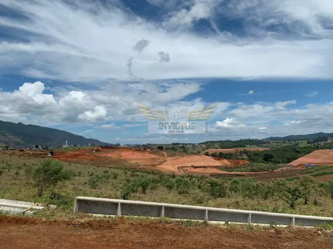 Área/Terreno Comercial para Comprar, 58.000m² - Extrema, Mina Gerais/SP.