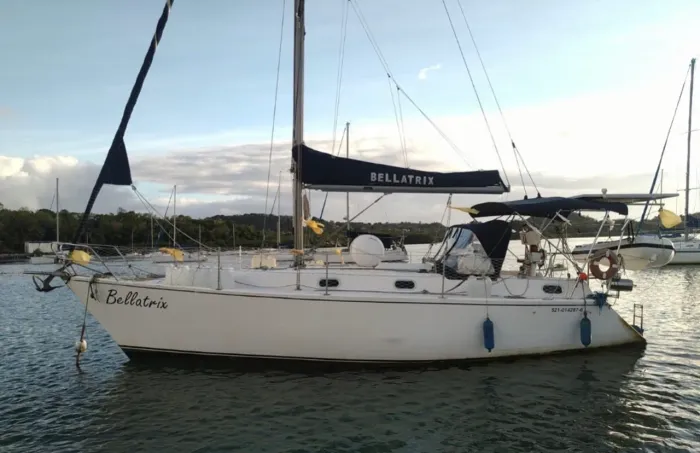 Veleiro MJ 33,4 -Ano 1994- R$299.000,00