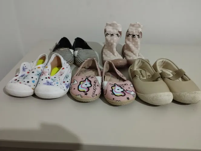 Lote calçados bebê menina