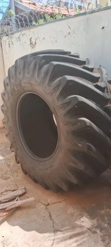 Pneu de Trator