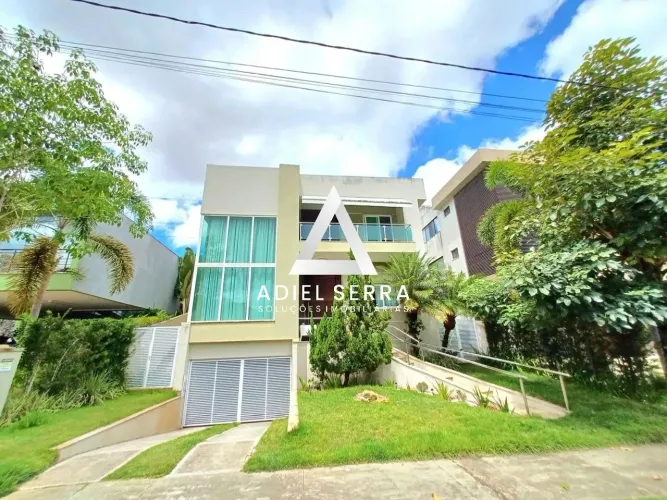 Alphaville 2 | 455m² C/ 498m² de Terreno | 5/4 C/ 3 Suítes | Energia Solar | Reservatório 