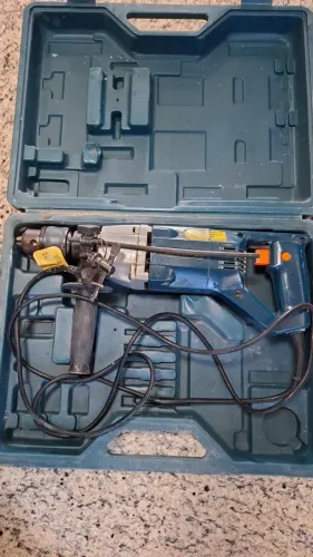 Furadeira Bosch Potente