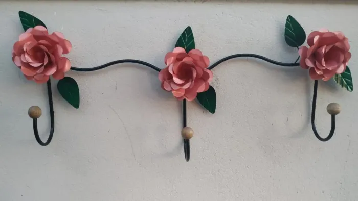 Cabideiro Parede Rosas