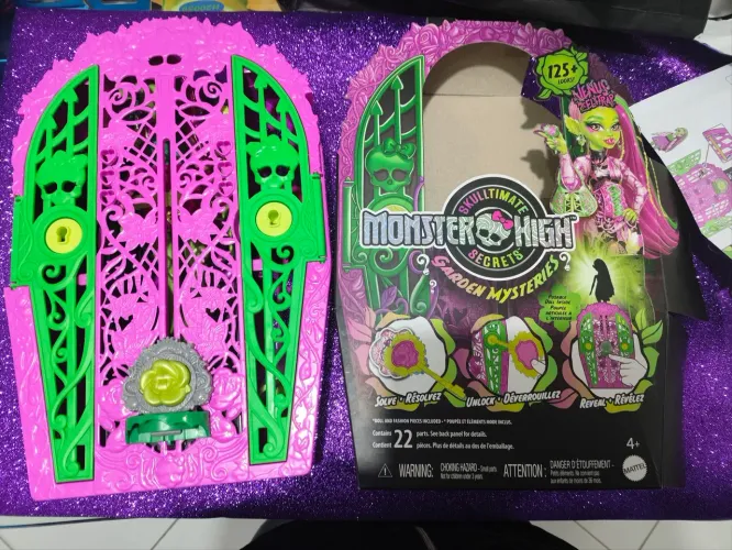 Monster high Vênus McFlytrap Skulltimate Secrets 5 Garden Mysteries Myster