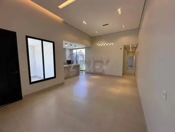 CASA MODERNA EM CONDOMÍNIO FECHADO - 3 QUARTOS | 120m² | ALTO PADRÃO