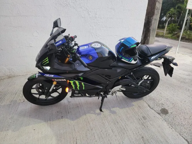 Vendo  r3 2021/2022 troco por carro.