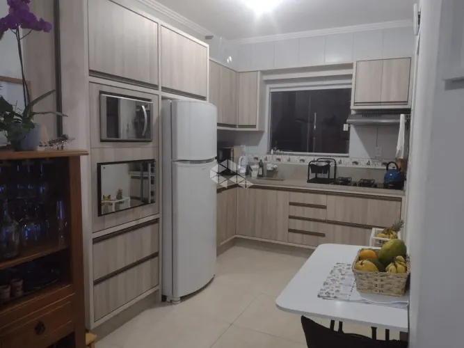 Sobrado com 2 quartos/dormitórios no bairro São Sebastião, em Palhoça- SC
