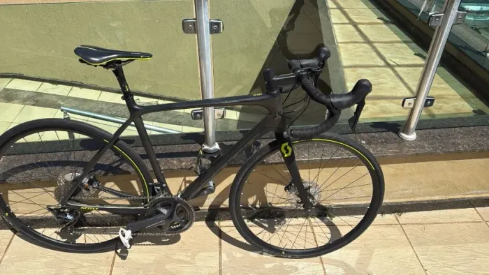 Bicicleta Scott Addict 10 - M - Shimano Ultegra 11V - Preto