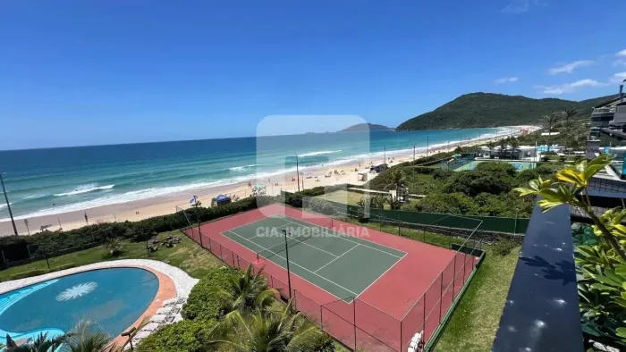 Cobertura Duplex à venda na Praia Brava
