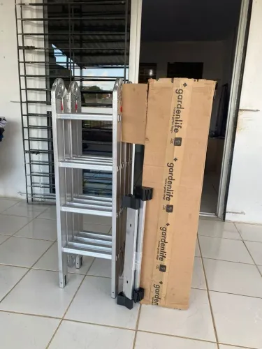 Escada de 16 Degraus em Alumínio de Qualidade