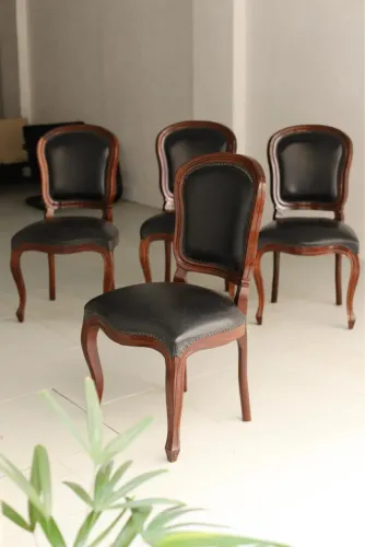 Quarteto de cadeiras Luis Felipe (valor do conjunto)